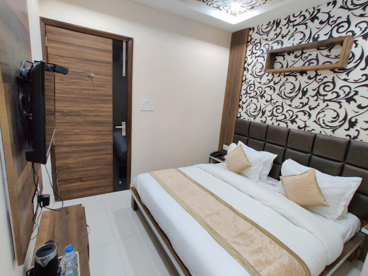 Hotel Guntas Residency Amritsar Exterior foto