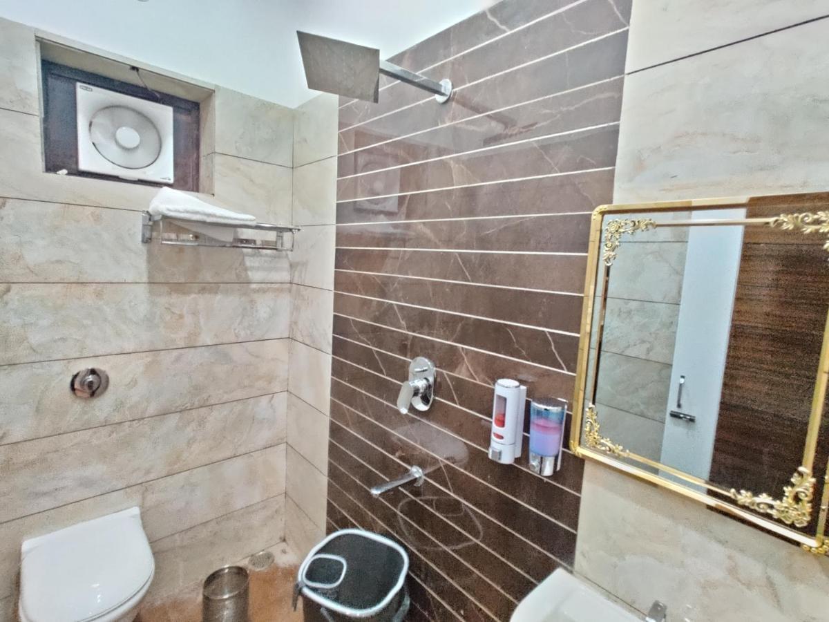 Hotel Guntas Residency Amritsar Exterior foto
