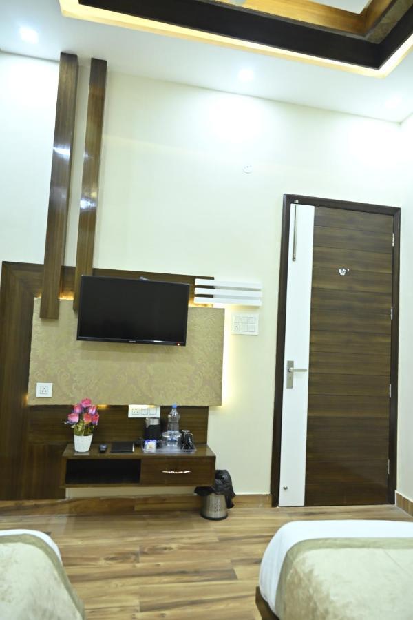 Hotel Guntas Residency Amritsar Exterior foto
