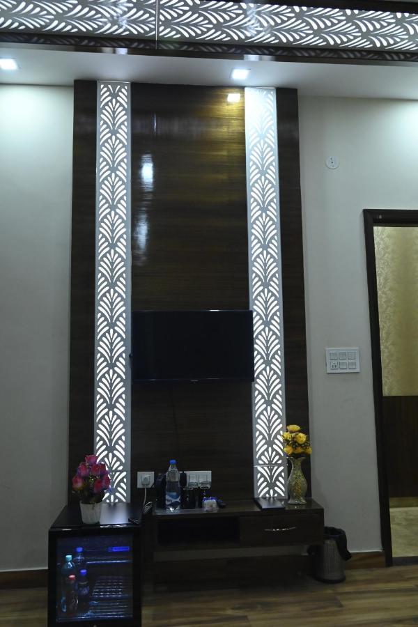 Hotel Guntas Residency Amritsar Exterior foto